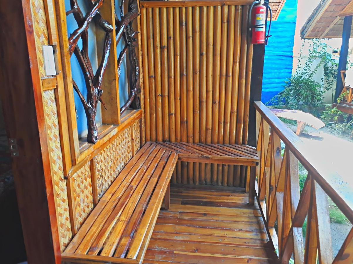 Castaway Native Huts Apartment San Vicente  Exterior photo